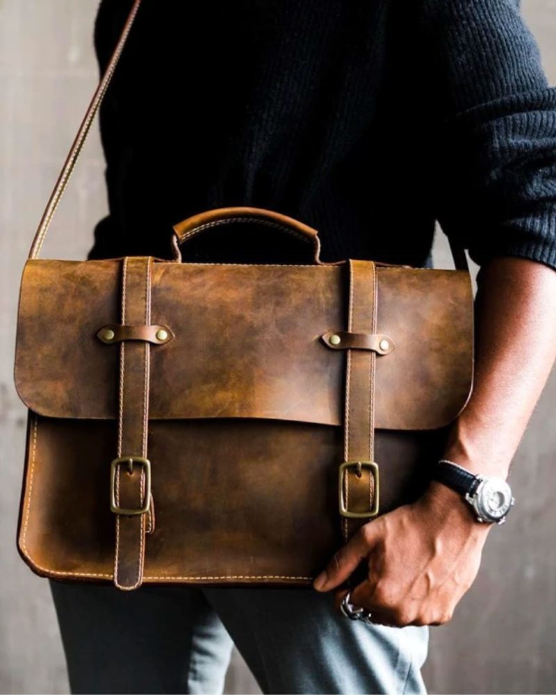 Classic messenger bag