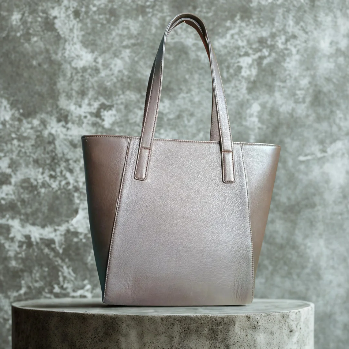 Leather Hill women's light brown leather tote bag